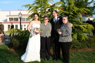 2010-04-23-230 Lindsay-Andrew Wedding.jpg